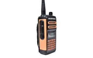 baofeng-dual-band-vhfuhf-fm-radio-upgraded-version-orange-bf-uv5plus_5